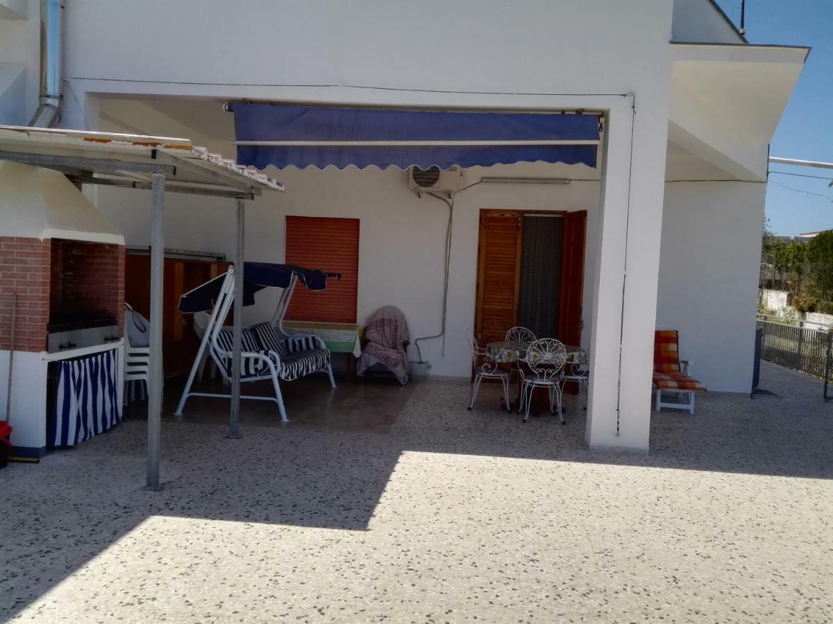 La Casa Delle Ginestre Villa Alcamo Marina Bagian luar foto