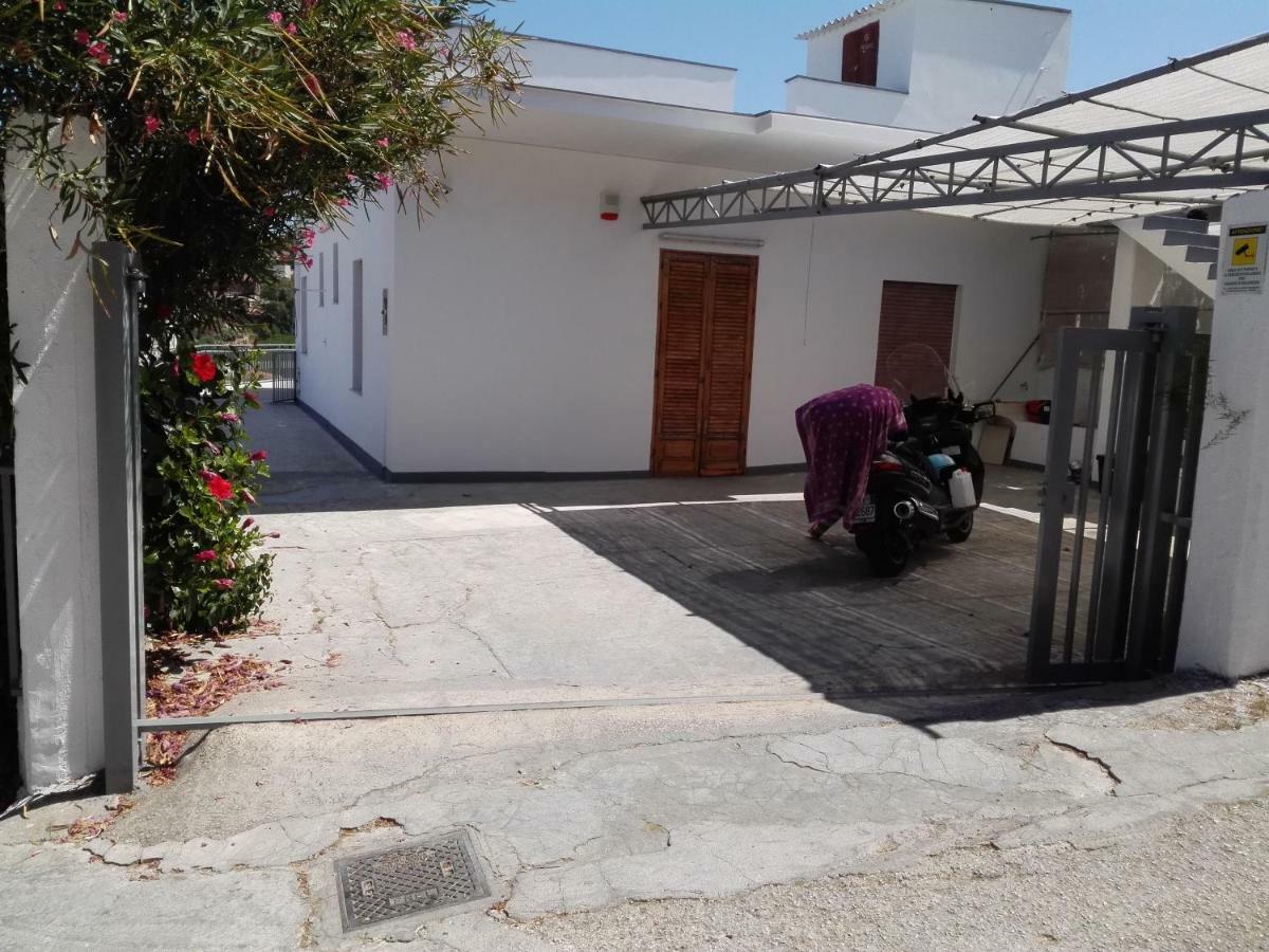 La Casa Delle Ginestre Villa Alcamo Marina Bagian luar foto